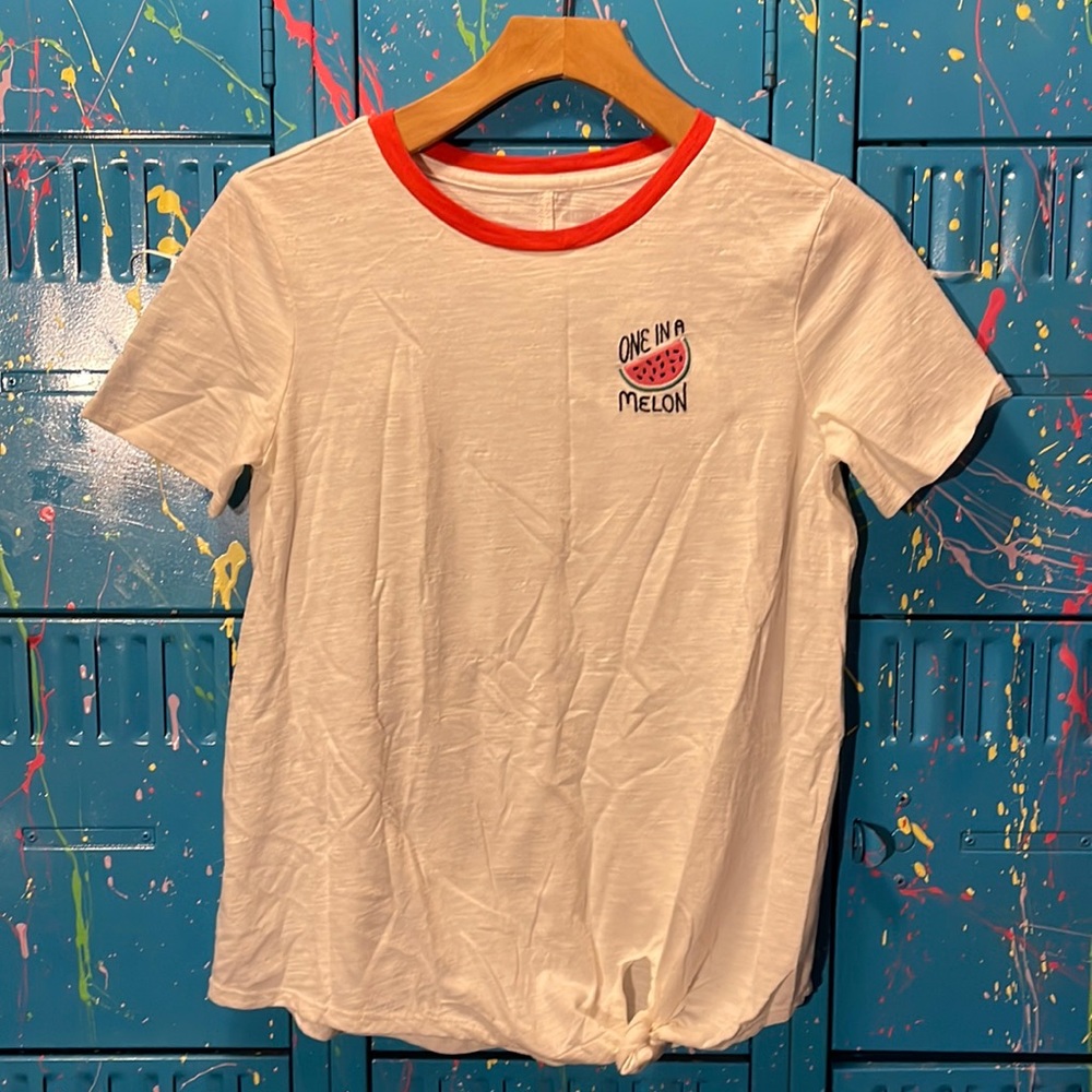 Old navy tie tee. One in a Melon. Large (10-12). G170